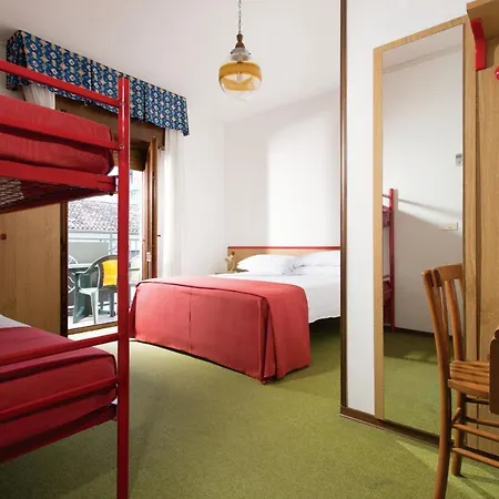 Hotel Diana 3*
