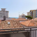 Hotel Diana